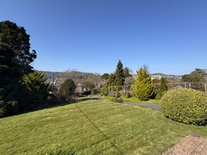 Photo 7- click for photo gallery